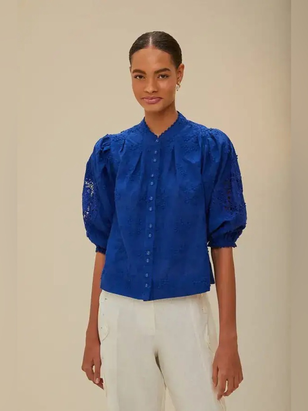 FARM RIO Size XS Floral Embroidered Button-Down Blouse